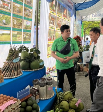 Công ty Nấm Ngon Việt tham gia gian hàng triển lãm các sản phẩm nông nghiệp của huyện Dầu Tiếng